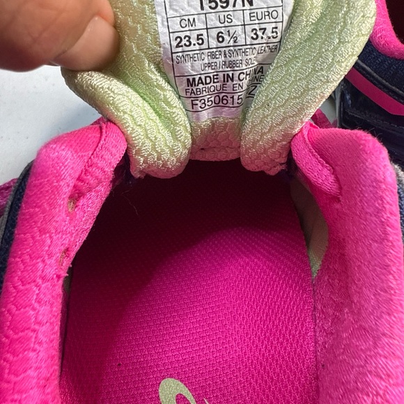 Asics Gel-Kayano 22 Womens Comfort Athletic Running Sneaker  - Size 6.5 (00g7) - Picture 5 of 8